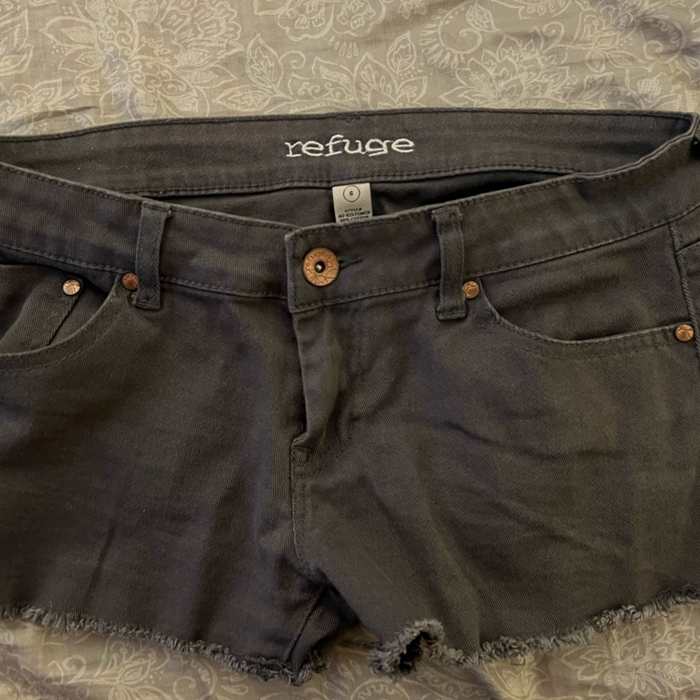 DARK GREY SHORTS